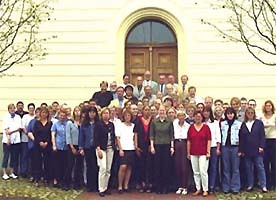 Schmuckgrafik Personal des Amtsgerichts 2002